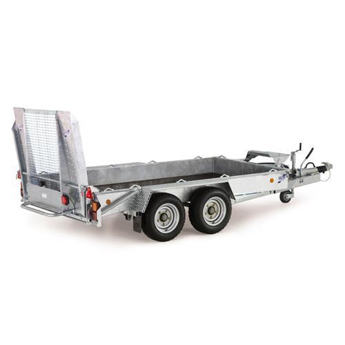 Maskintrailer m/rampe 3500/2865 kg